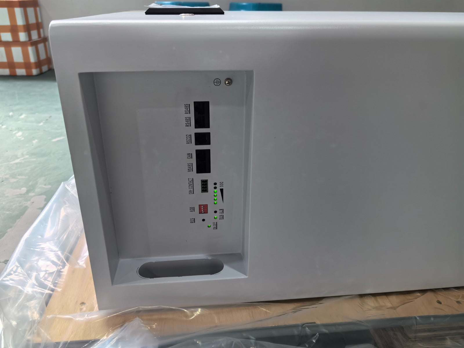 (Copy) SPower Vertical Standing LiFePO4 Lithium Battery 48V 51.2V 628AH 32KWH PACE BMS Touch Display